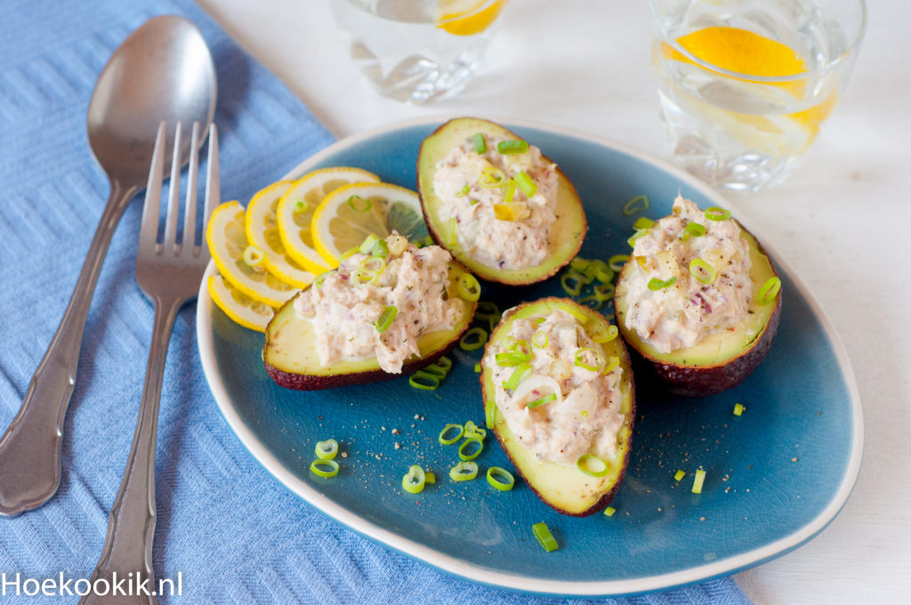 Gevulde avocado met tonijnsalade
