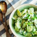 Komkommersalade met yoghurtdressing