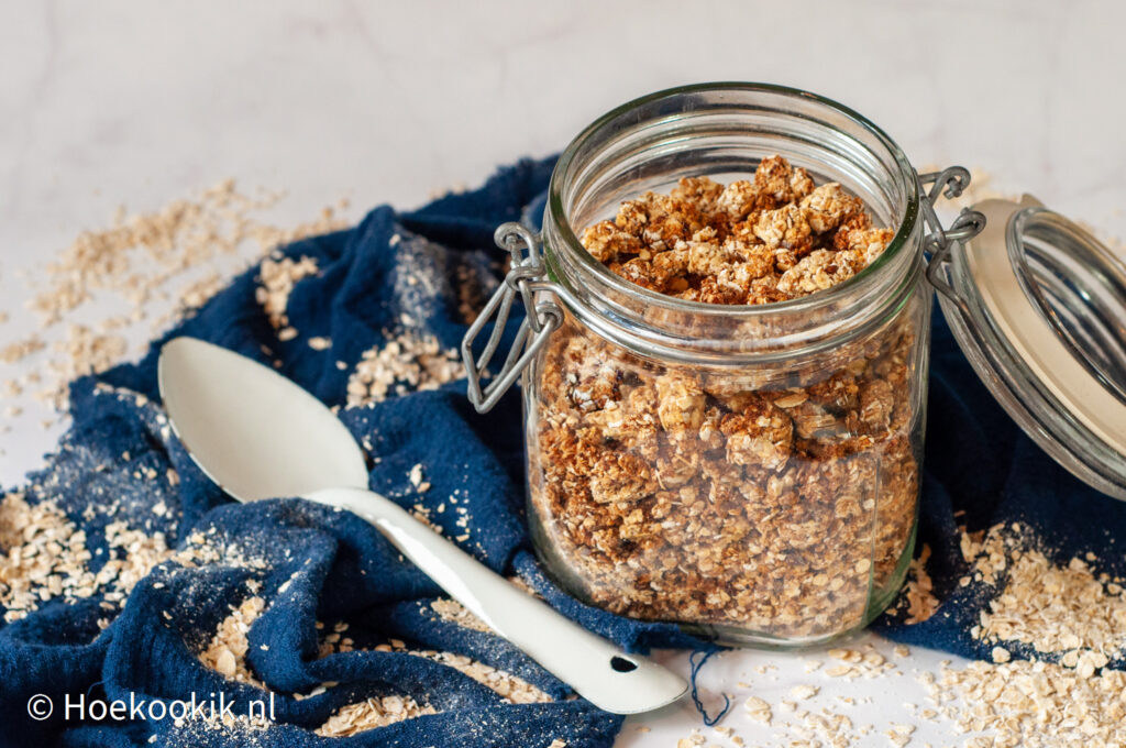 Granola van havermout en banaan